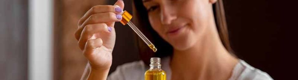 Why Vitamin E Oil is a Must-Have for Your Natural Beauty Routine