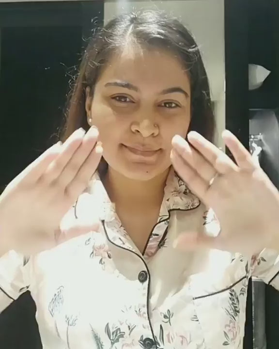 Load video: Nature Nuskha Hair Growth Combo Kit - Real Rosemary Essential Oil 15ml &amp; Onion Shampoo 250ml